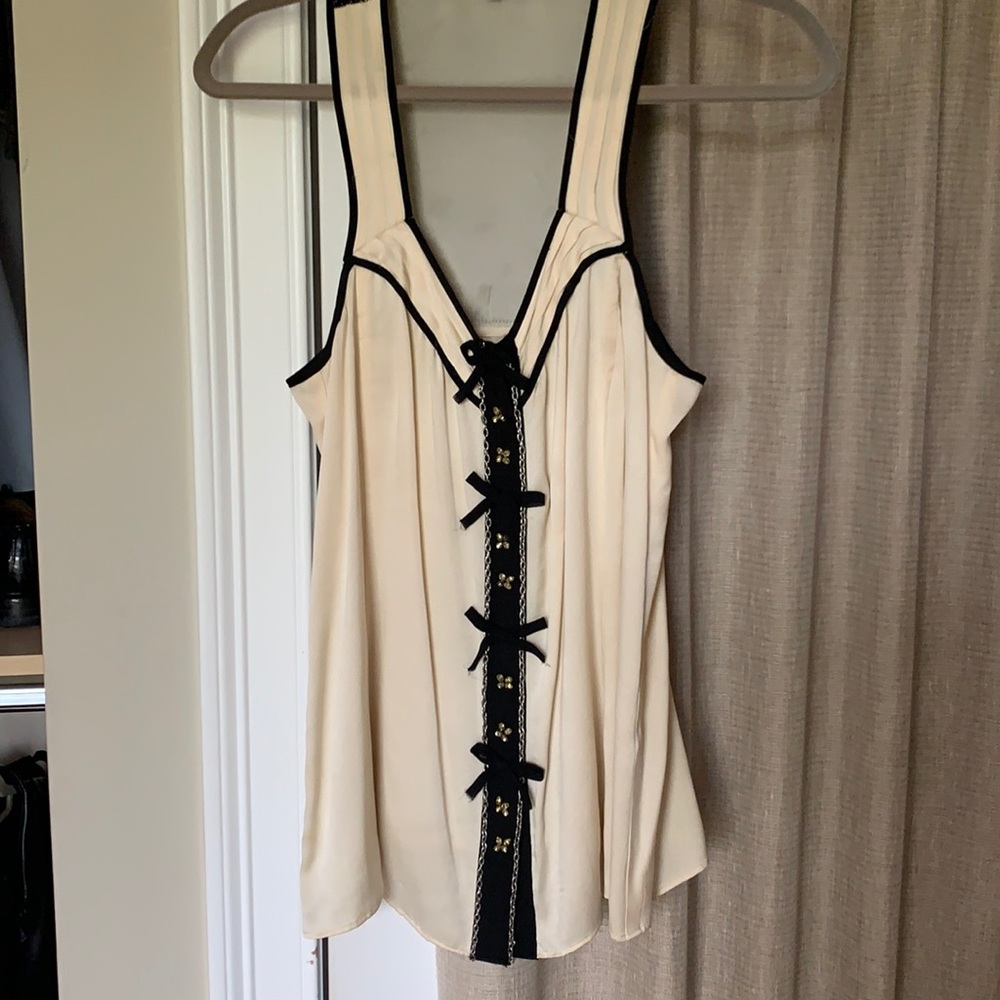 Nannette Lepore Silk sleeveless ivory top, S.
